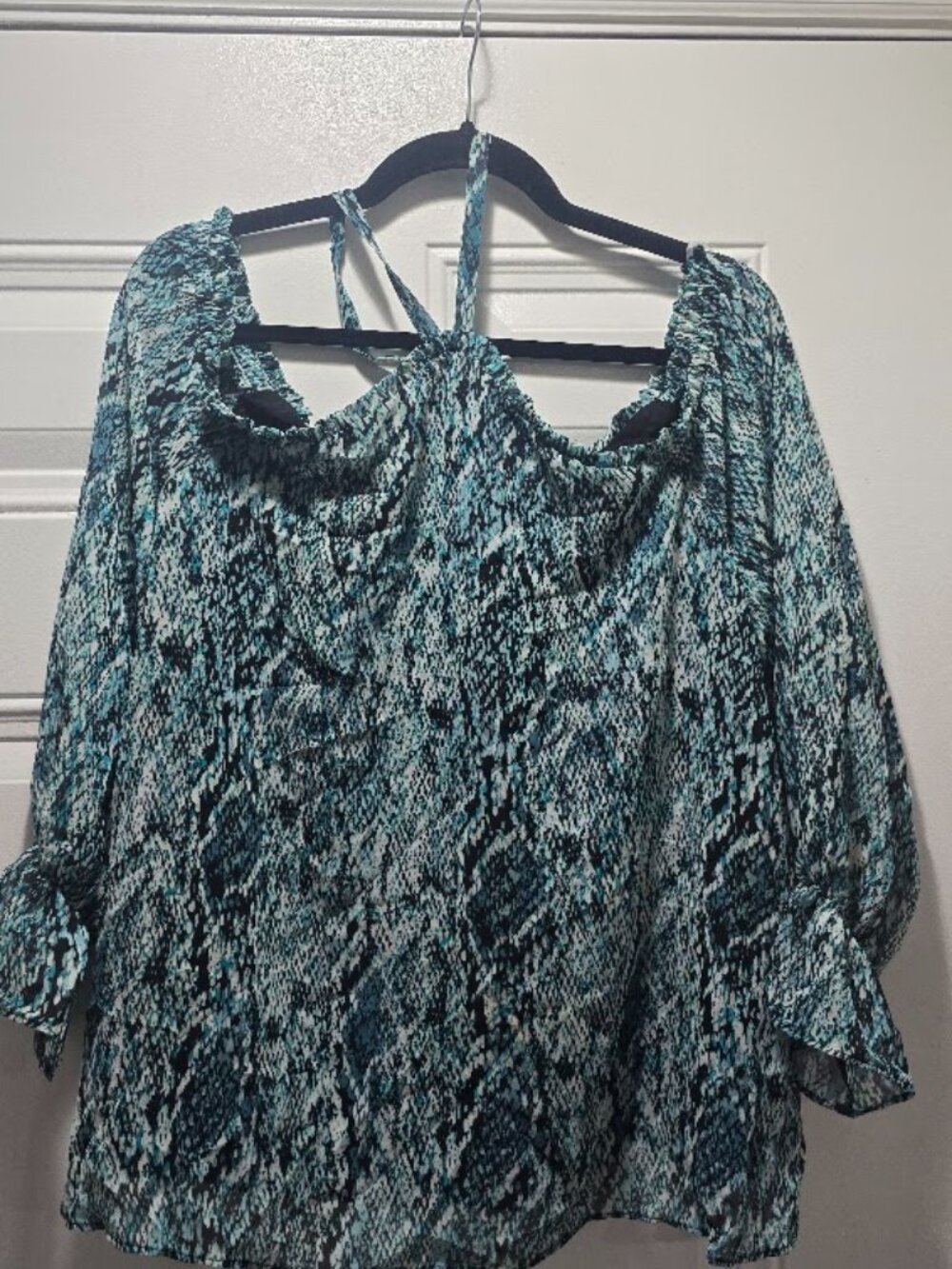 INC International Concepts Women's XL Teal Snakeskin Print Cold Shoulder Halter - Picture 6 of 6